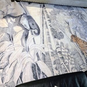8x10 BRAND NEW Animal themed throw rug. I only unrolled it to get these pics